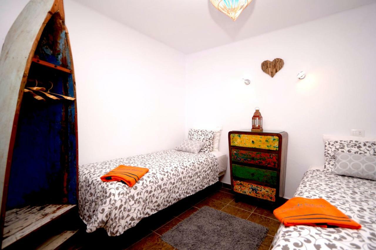 Casa Margarita - Shared Pool - Close To Seafront Promenade Punta Mujeres Exterior photo