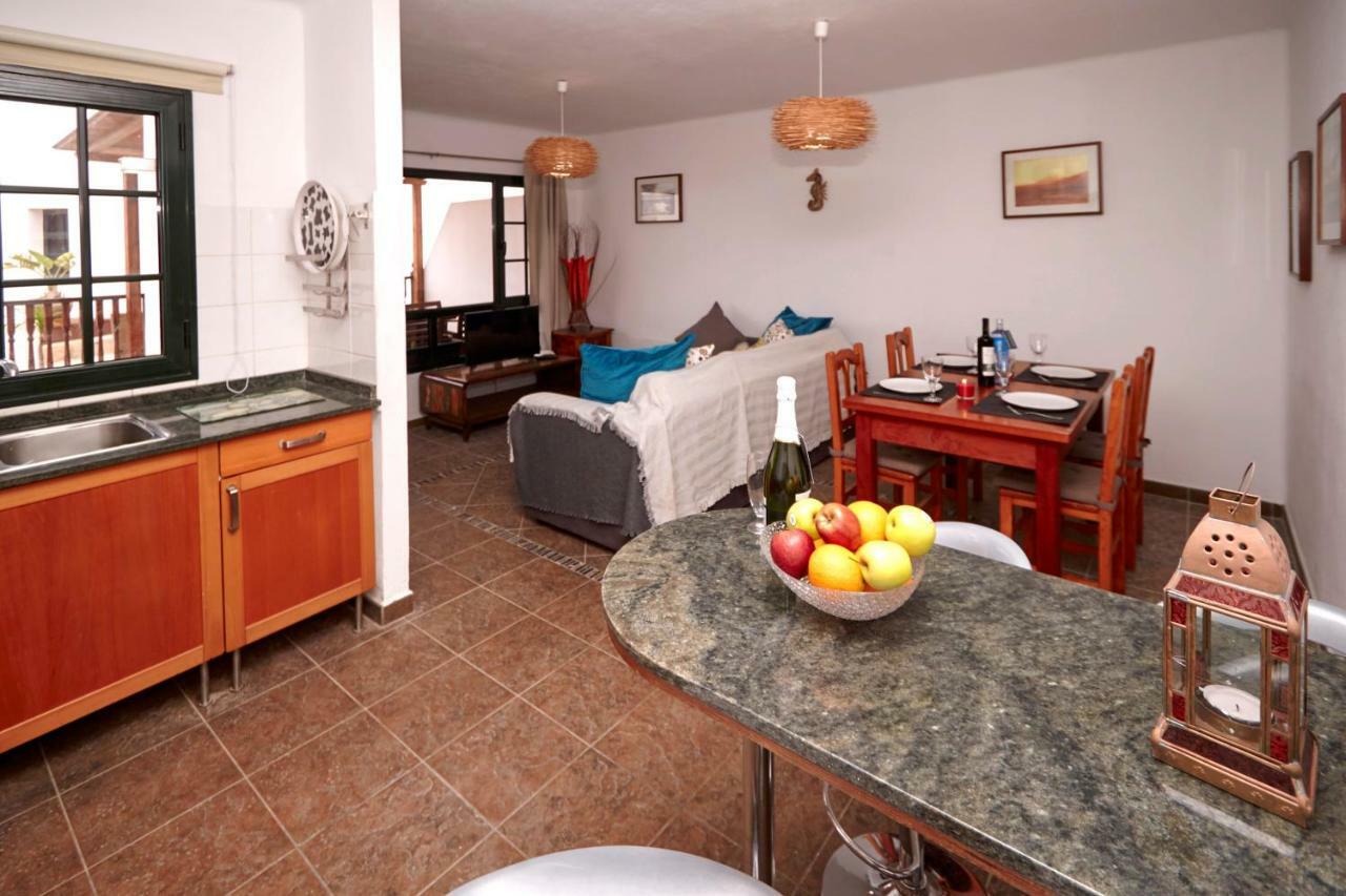 Casa Margarita - Shared Pool - Close To Seafront Promenade Punta Mujeres Exterior photo